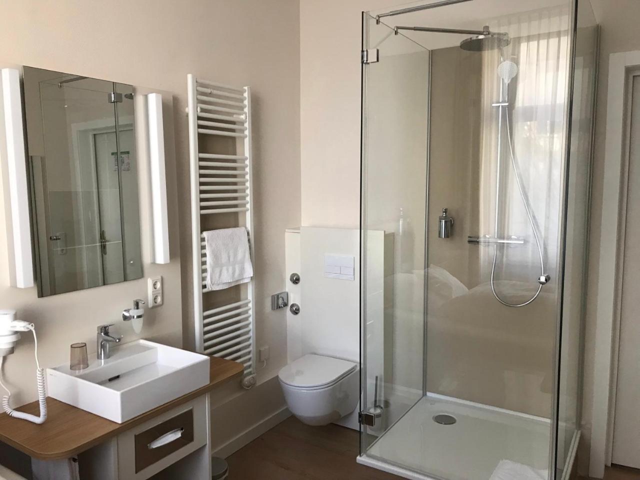 Stuettgens Hotel Velbert Dış mekan fotoğraf