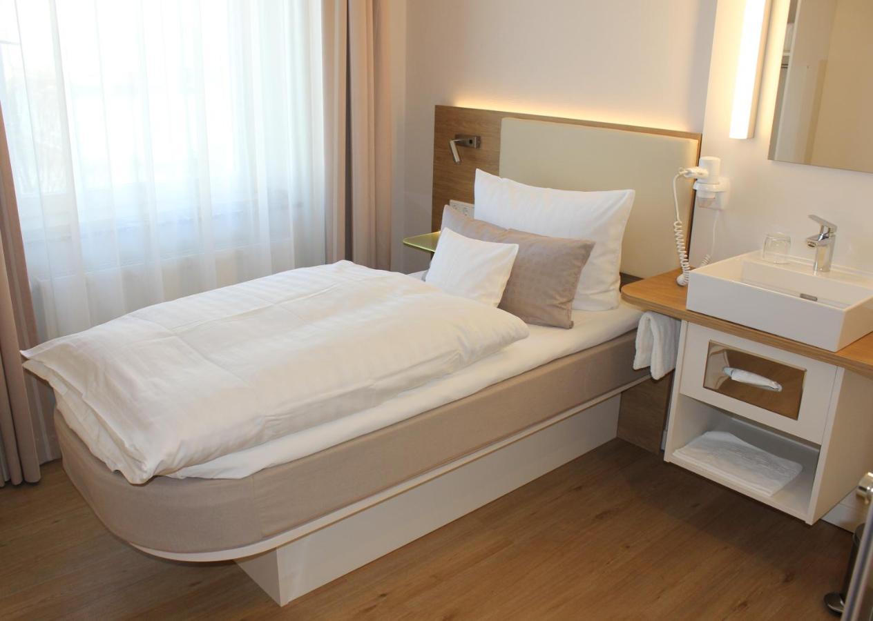 Stuettgens Hotel Velbert Dış mekan fotoğraf
